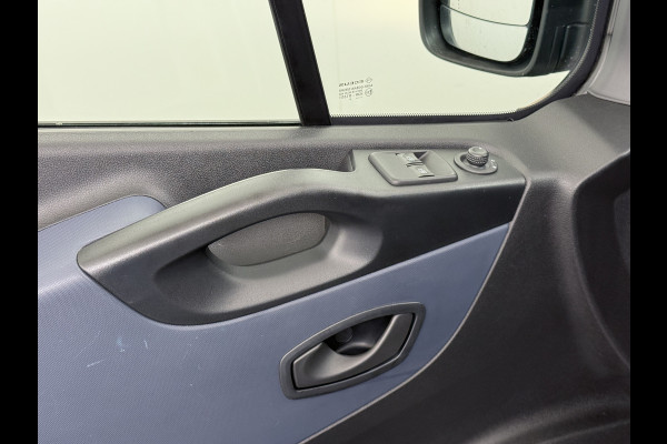 Opel Vivaro 1.6CDTI 126PK L1H1 Euro 6 Trekhaak Camera Navi Airco Pdc Cruise Control Bluetooth Edition Schuifdeur Achterklep Wandbetimmering 2.000KG Trekgewicht 1e Eigenaar Origineel Nederlandse Auto Dealeronderhouden