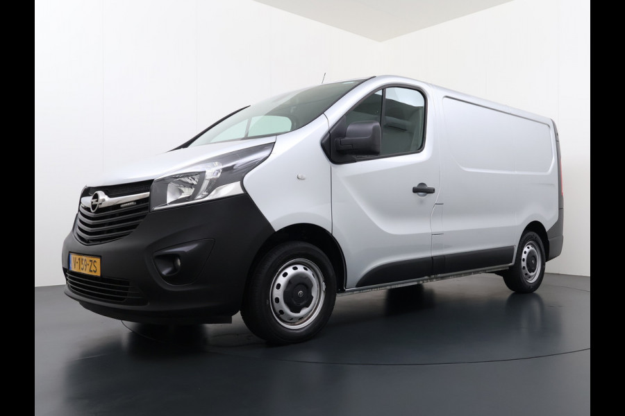 Opel Vivaro 1.6CDTI 126PK L1H1 Euro 6 Trekhaak Camera Navi Airco Pdc Cruise Control Bluetooth Edition Schuifdeur Achterklep Wandbetimmering 2.000KG Trekgewicht 1e Eigenaar Origineel Nederlandse Auto Dealeronderhouden
