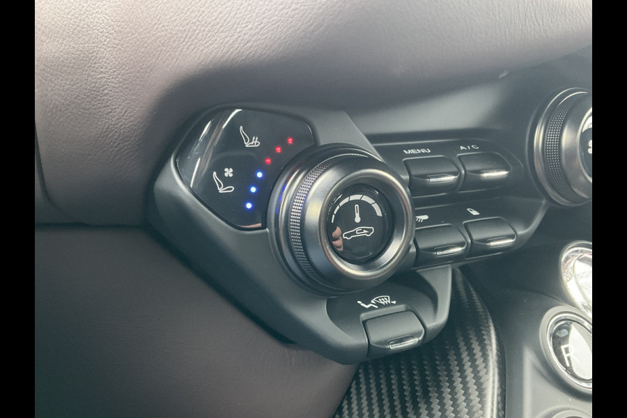 Aston Martin Vantage Roadster 4.0 V8 360° Leer Sportzetels 21 Inch Xenon-Grey 10.487KM!