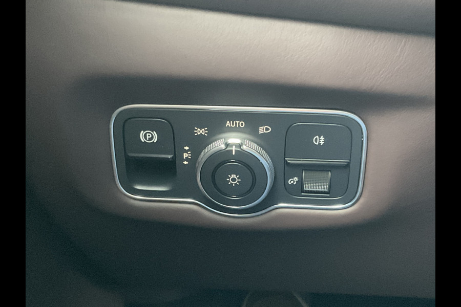 Aston Martin Vantage Roadster 4.0 V8 360° Leer Sportzetels 21 Inch Xenon-Grey 10.487KM!