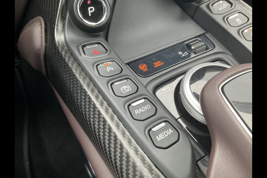 Aston Martin Vantage Roadster 4.0 V8 360° Leer Sportzetels 21 Inch Xenon-Grey 10.487KM!