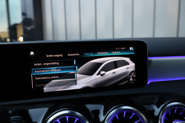 Mercedes-Benz A-Klasse 200 AMG Aut7 | 163PK | Pano | Keyless-go | Sfeerverlichting | Widescreen | Led | Stoelverw. | Camera | NL-Auto | 2018.