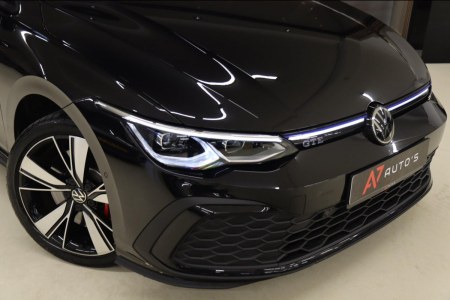 Volkswagen Golf 1.4 TSI GTE 245PK BLACKSTYLE /PANODAK/CARPLAY/ACC/LANEASSIST/VOL