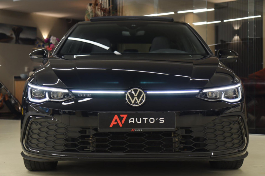 Volkswagen Golf 1.4 TSI GTE 245PK BLACKSTYLE /PANODAK/CARPLAY/ACC/LANEASSIST/VOL