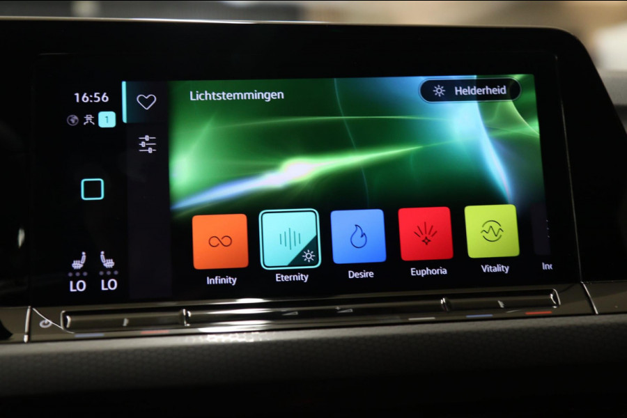 Volkswagen Golf 1.4 TSI GTE 245PK BLACKSTYLE /PANODAK/CARPLAY/ACC/LANEASSIST/VOL