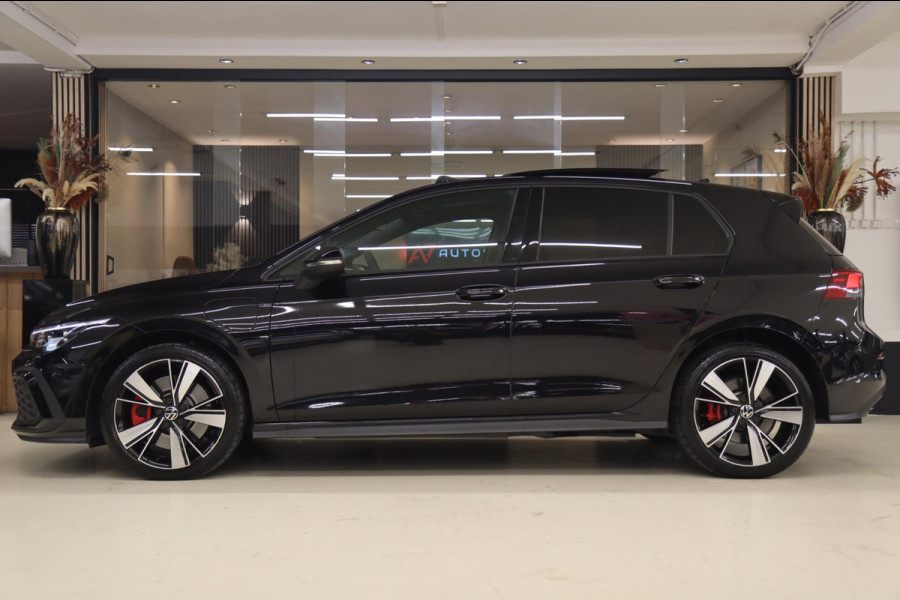 Volkswagen Golf 1.4 TSI GTE 245PK BLACKSTYLE /PANODAK/CARPLAY/ACC/LANEASSIST/VOL
