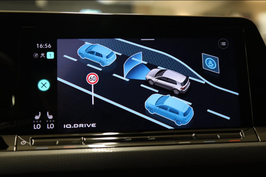 Volkswagen Golf 1.4 TSI GTE 245PK BLACKSTYLE /PANODAK/CARPLAY/ACC/LANEASSIST/VOL