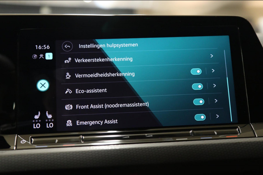 Volkswagen Golf 1.4 TSI GTE 245PK BLACKSTYLE /PANODAK/CARPLAY/ACC/LANEASSIST/VOL