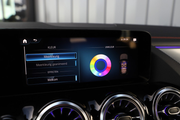 Mercedes-Benz EQA 250 AMG | 190PK | Sfeerverlichting | Led | Widescreen | Standkachel | Stoelverwarming | Elek. Achterklep | 2023.