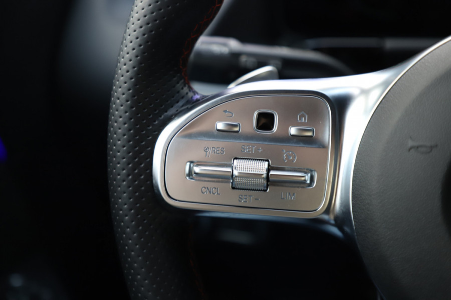 Mercedes-Benz EQA 250 AMG | 190PK | Sfeerverlichting | Led | Widescreen | Standkachel | Stoelverwarming | Elek. Achterklep | 2023.
