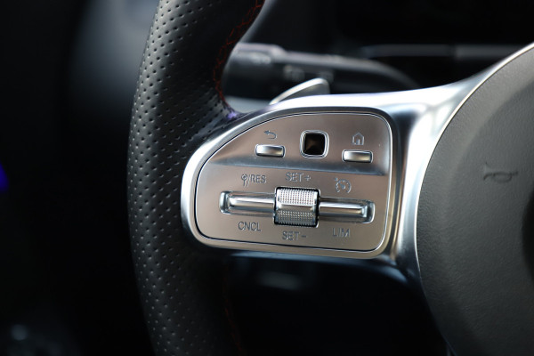 Mercedes-Benz EQA 250 AMG | 190PK | Sfeerverlichting | Led | Widescreen | Standkachel | Stoelverwarming | Elek. Achterklep | 2023.