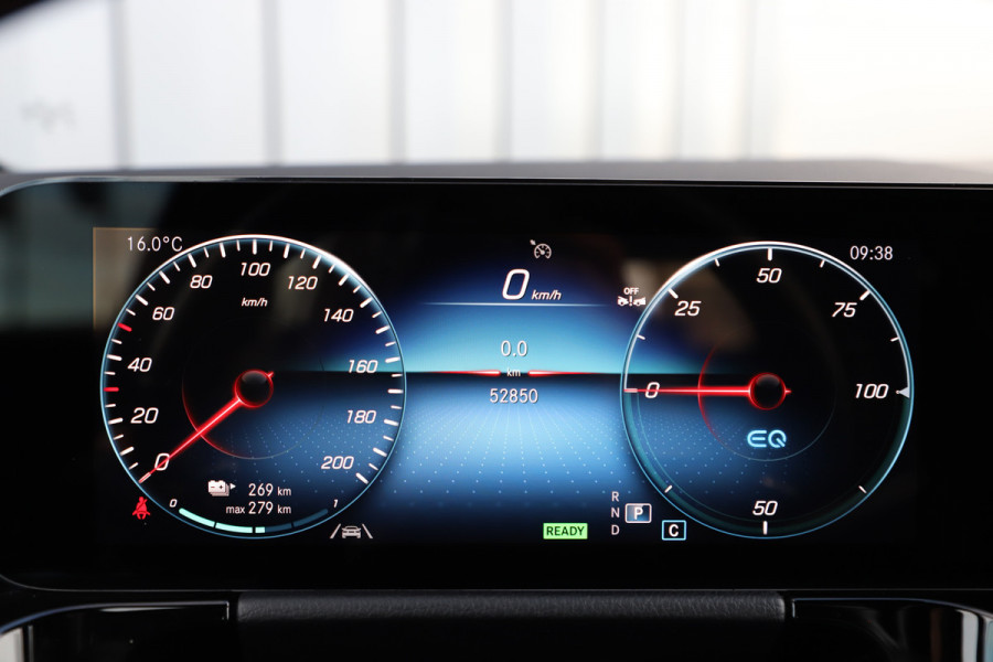 Mercedes-Benz EQA 250 AMG | 190PK | Sfeerverlichting | Led | Widescreen | Standkachel | Stoelverwarming | Elek. Achterklep | 2023.