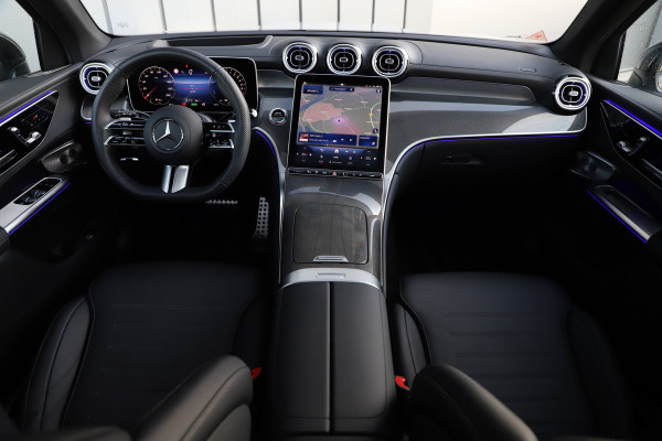 Mercedes-Benz GLC 300e AMG 4-Matic | 313PK | Pano | Keyless-go | Head-up | Sfeerverlichting | Burmester | Distronic | Digital-light | NL-Auto | 20