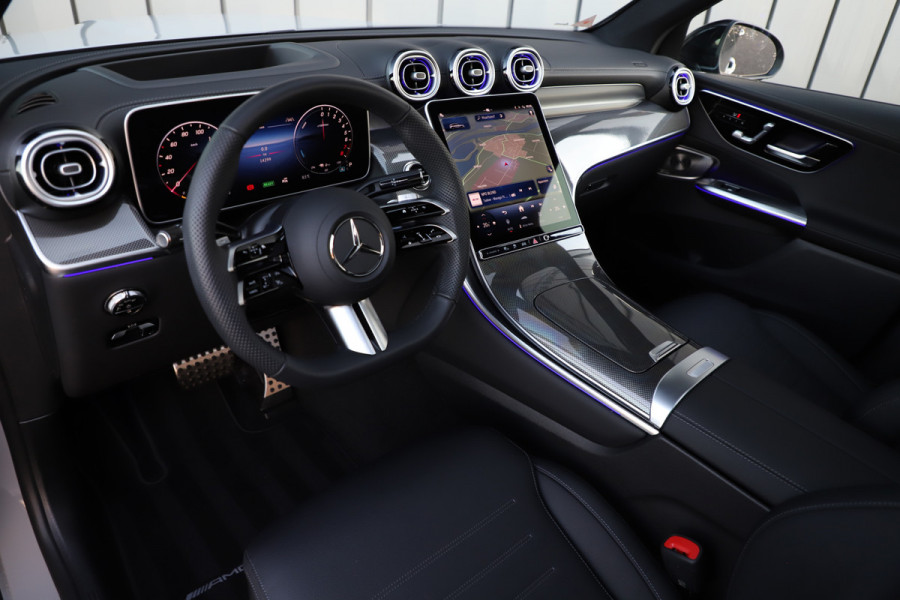 Mercedes-Benz GLC 300e AMG 4-Matic | 313PK | Pano | Keyless-go | Head-up | Sfeerverlichting | Burmester | Distronic | Digital-light | NL-Auto | 20