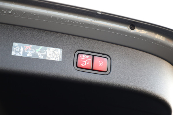 Mercedes-Benz GLC 300e AMG 4-Matic | 313PK | Pano | Keyless-go | Head-up | Sfeerverlichting | Burmester | Distronic | Digital-light | NL-Auto | 20