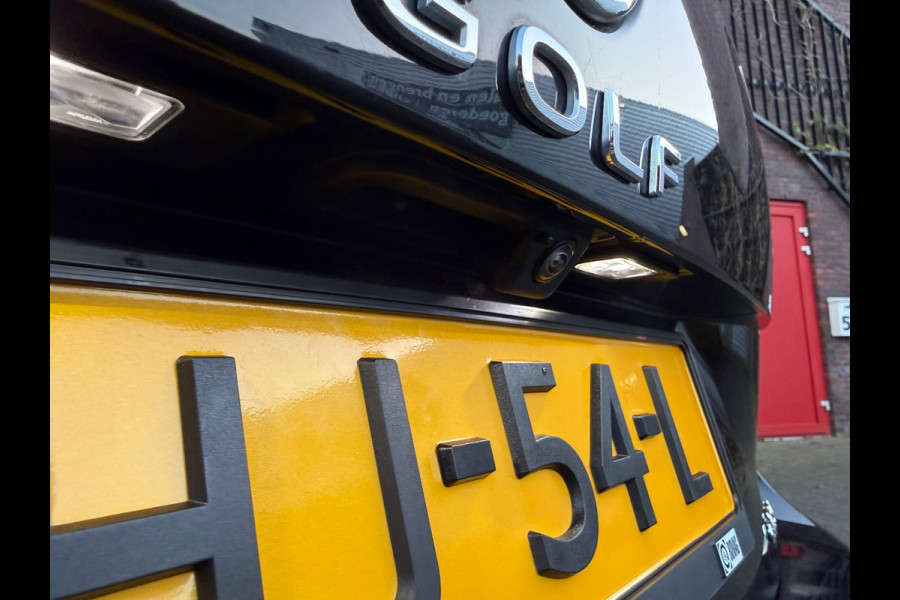 Volkswagen GOLF Variant 1.5 eTSI Life Business - Automaat - Navi - Alcantara - Virt.Cockpit - Climate