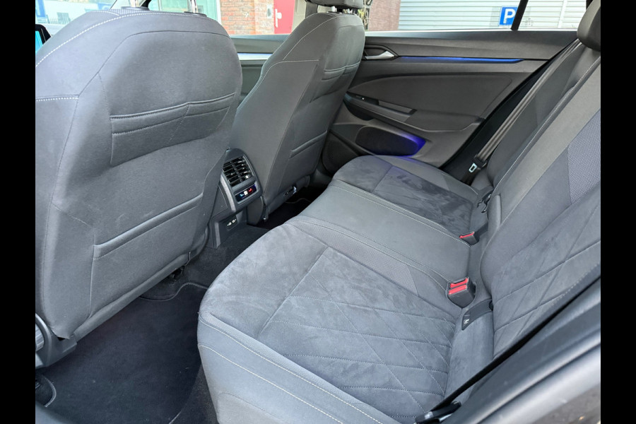 Volkswagen GOLF Variant 1.5 eTSI Life Business - Automaat - Navi - Alcantara - Virt.Cockpit - Climate
