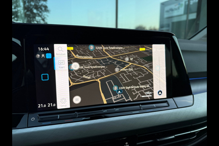 Volkswagen GOLF Variant 1.5 eTSI Life Business - Automaat - Navi - Alcantara - Virt.Cockpit - Climate