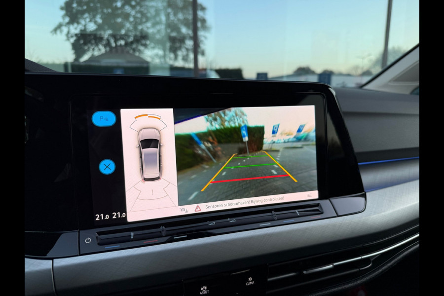 Volkswagen GOLF Variant 1.5 eTSI Life Business - Automaat - Navi - Alcantara - Virt.Cockpit - Climate