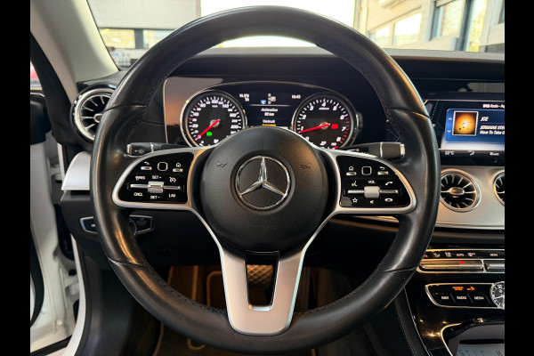 Mercedes-Benz E-Klasse Cabrio 200 | Leder | Airscarf | Camera | Navi | Lage Km stand | Led | Nieuwstaat | 1e eigenaar