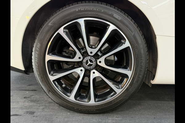 Mercedes-Benz E-Klasse Cabrio 200 | Leder | Airscarf | Camera | Navi | Lage Km stand | Led | Nieuwstaat | 1e eigenaar