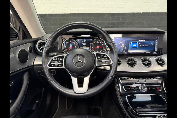 Mercedes-Benz E-Klasse Cabrio 200 | Leder | Airscarf | Camera | Navi | Lage Km stand | Led | Nieuwstaat | 1e eigenaar