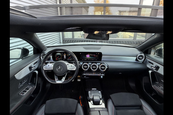 Mercedes-Benz A-Klasse 180 Business Solution AMG panoramadak night sfeerlicht vol vol