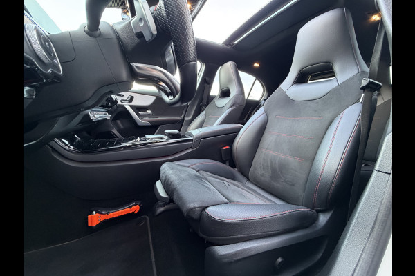 Mercedes-Benz A-Klasse 180 Business Solution AMG panoramadak night sfeerlicht vol vol