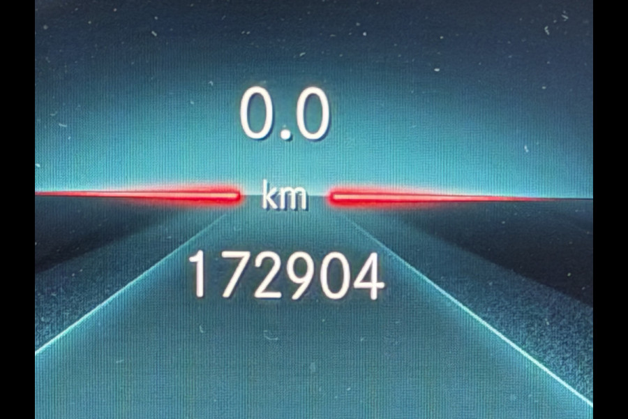 Mercedes-Benz A-Klasse 180 Business Solution AMG panoramadak night sfeerlicht vol vol