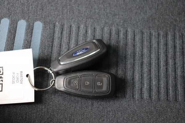 Ford FOCUS Wagon 1.0 EcoBoost Hybrid Active org.NL nw.model