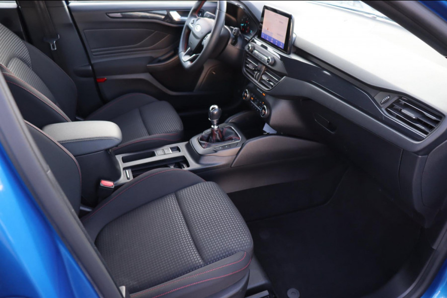Ford Focus 1.0 EcoBoost Hybrid ST Line Business org.NL B&O afn.trekhaak camera stuur/stoel/raamverw.