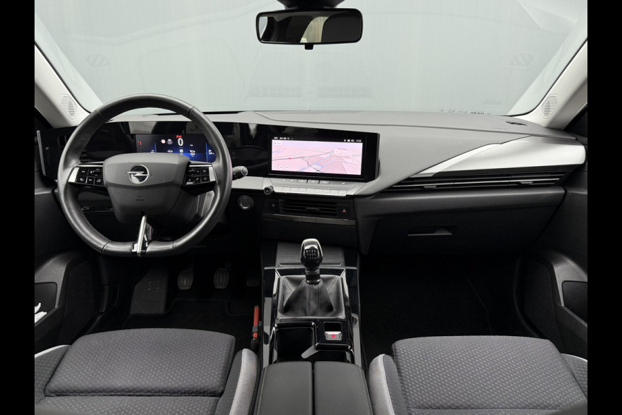 Opel Astra BWJ 12-2022 | 1.2 131PK! Bus. Edition | CAMREA | NAVI | CLIMA | CARPLAY | AD CRUISE | PDC 2X | STOELVERW | STUURWIELVERW |