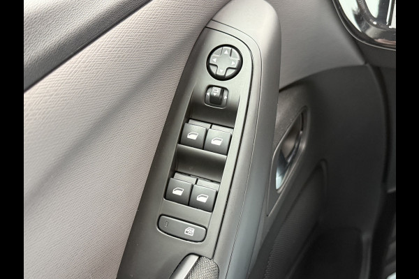 Citroën Grand C4 Spacetourer BWJ 2021 | 1.2PT 131PK Business | TREKHAAK | CAMERA | NAVI | CLIMA | CRUISE | PDC | CARPLAY | PRIVACY GLASS