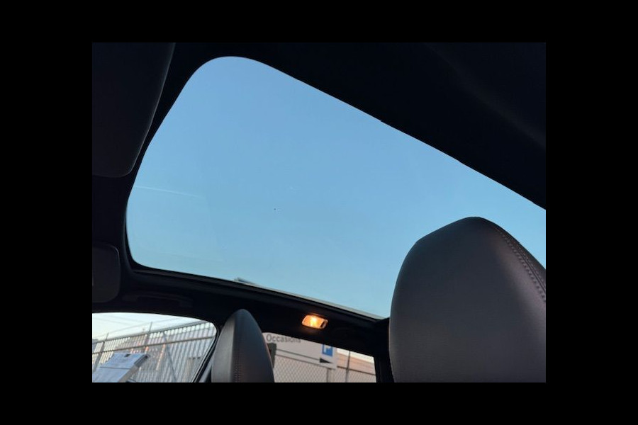 Nissan QASHQAI 1.6 Turbo 164pk N-Vision Airco/ECC,Navigatie,Camera,Panoramadak,Leder/Alcantara Interieur