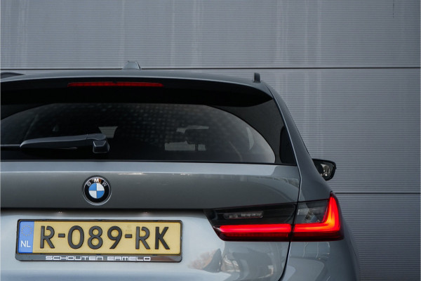 BMW 3 Serie Touring 318i 157PK M-Pakket Leder LED Trekhaak