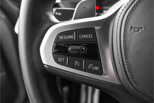 BMW 3 Serie Touring 318i 157PK M-Pakket Leder LED Trekhaak