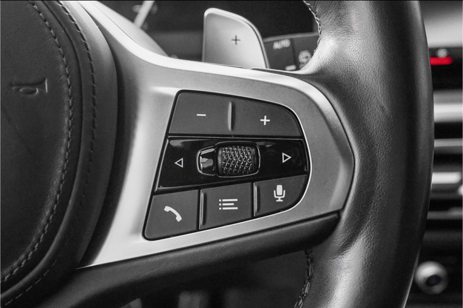 BMW 3 Serie Touring 318i 157PK M-Pakket Leder LED Trekhaak