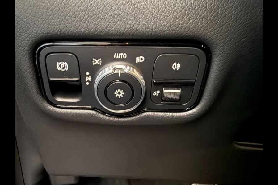 Mercedes-Benz Eqv 300 L2 - 8-pers AMG Facelift - Inter. & Exterieur pakket - 360 - Elec. deuren - Vol Opties - Incl. Garantie