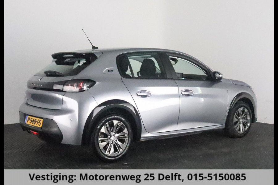 Peugeot e-208 EV ALLURE PACK 50 KWh ACCU= 93% +SNELLADEN GARANTIE TOT 2031** 3 FASE LADEN . Als nieuw!