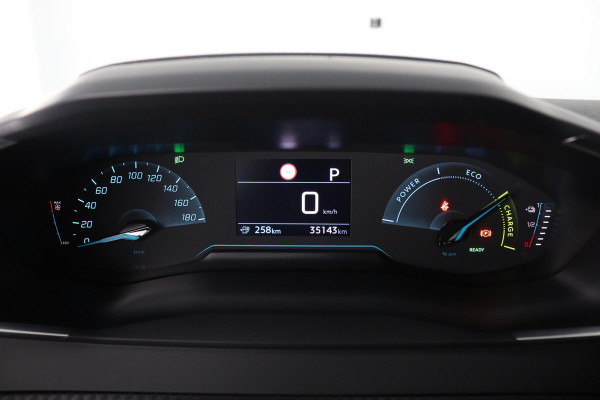 Peugeot e-208 EV ALLURE PACK 50 KWh ACCU= 93% +SNELLADEN GARANTIE TOT 2031** 3 FASE LADEN . Als nieuw!