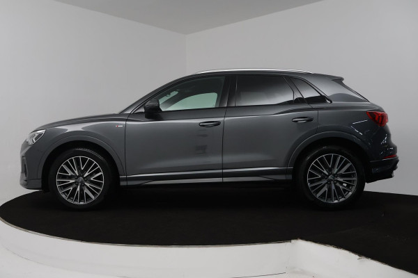 Audi Q3 35 TFSI S Line Pro Line S (DIGITALE COCKPIT, STOELVERWARMING, ELEKTR STOELEN, SFEERVERLICHTING, LANE-ASSIST, SENSOREN)