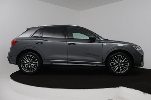 Audi Q3 35 TFSI S Line Pro Line S (DIGITALE COCKPIT, STOELVERWARMING, ELEKTR STOELEN, SFEERVERLICHTING, LANE-ASSIST, SENSOREN)