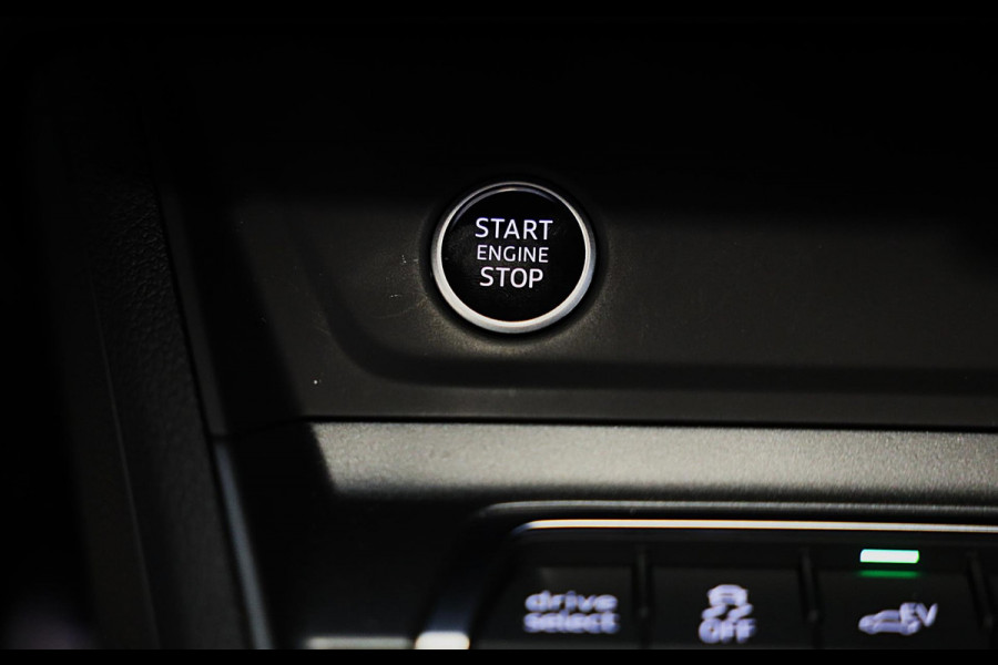 Audi Q3 45 TFSI e S Line Edition Competition / AUT / Acc / Lane Assist / Dode Hoek / Elek Stoel / Pano / Sfeer / Matrix / 21 Inch