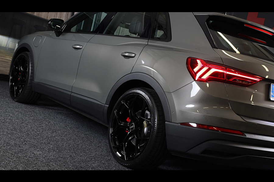 Audi Q3 45 TFSI e S Line Edition Competition / AUT / Acc / Lane Assist / Dode Hoek / Elek Stoel / Pano / Sfeer / Matrix / 21 Inch