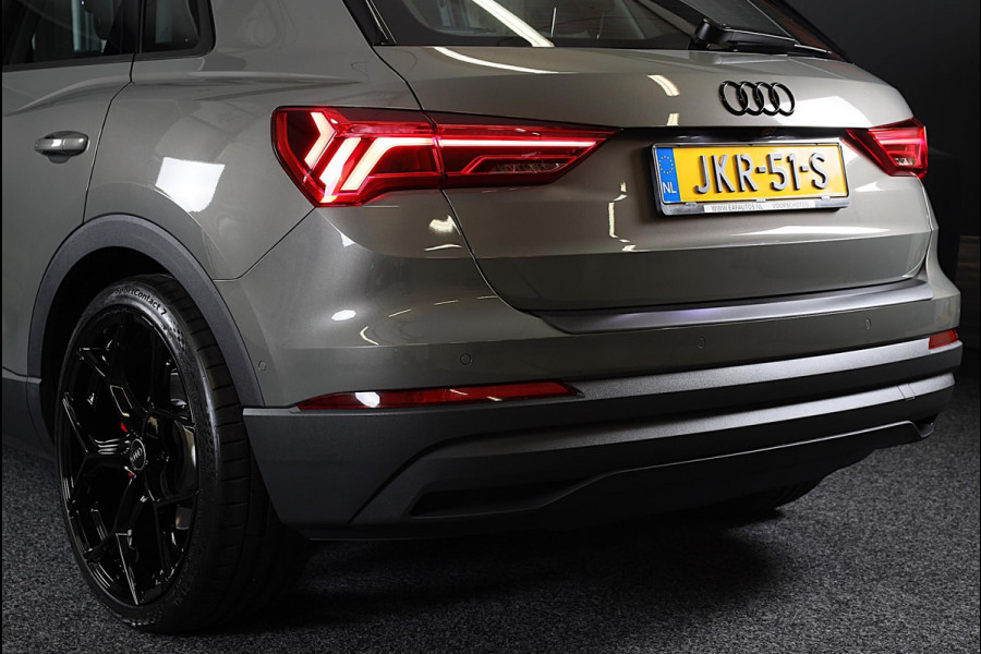 Audi Q3 45 TFSI e S Line Edition Competition / AUT / Acc / Lane Assist / Dode Hoek / Elek Stoel / Pano / Sfeer / Matrix / 21 Inch