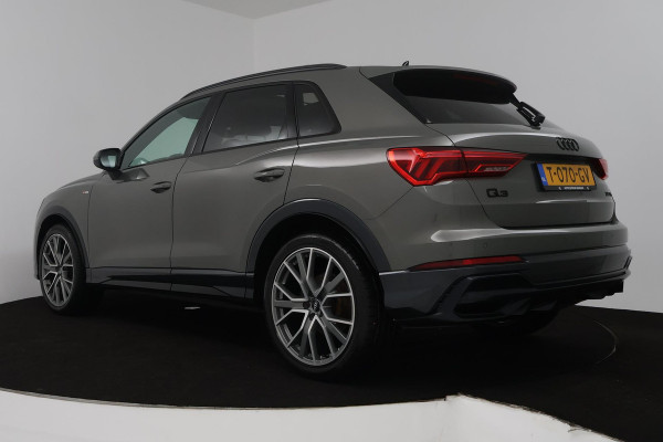 Audi Q3 35 TFSI S-Line (PANORAMADAK, ELEKT. WEGKLAPBARE TREKHAAK, CARPLAY, ELEKT. STOELEN, VIRTUAL, PDC, GOED ONDERHOUDEN, LED)