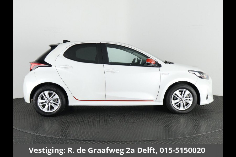 Toyota Yaris 1.5 Hybrid Active + Coral Red Pack | 1e eigenaar | Apple Carplay & AndroidAUTO | Camera |