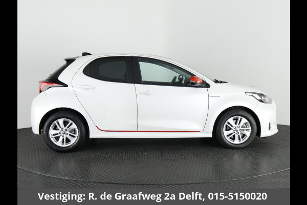 Toyota Yaris 1.5 Hybrid Active + Coral Red Pack | 1e eigenaar | Apple Carplay & AndroidAUTO | Camera |