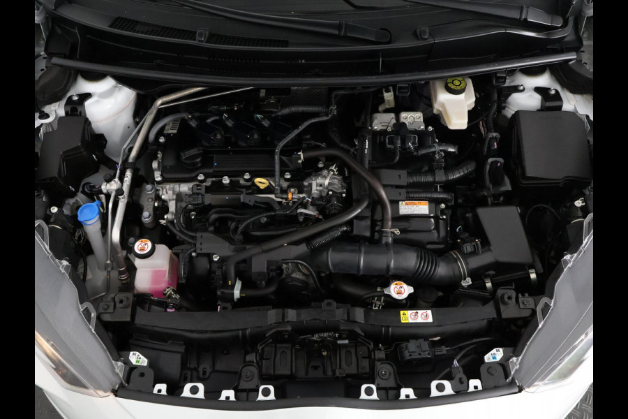 Toyota Yaris 1.5 Hybrid Active + Coral Red Pack | 1e eigenaar | Apple Carplay & AndroidAUTO | Camera |