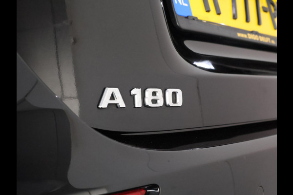 Mercedes-Benz A-Klasse 180 BUSINESS SOLUTION 1e EIG. GARANTIE TOT 2030* NL AUTO! NAVI.PDC V+A.  STOELVERWARMING .